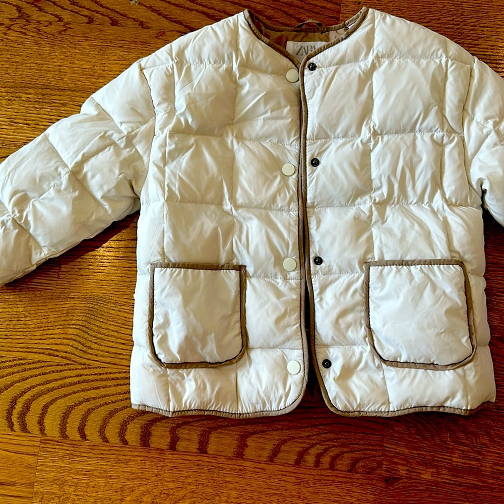 Zara girls ecru quilted down jacket size 4-5